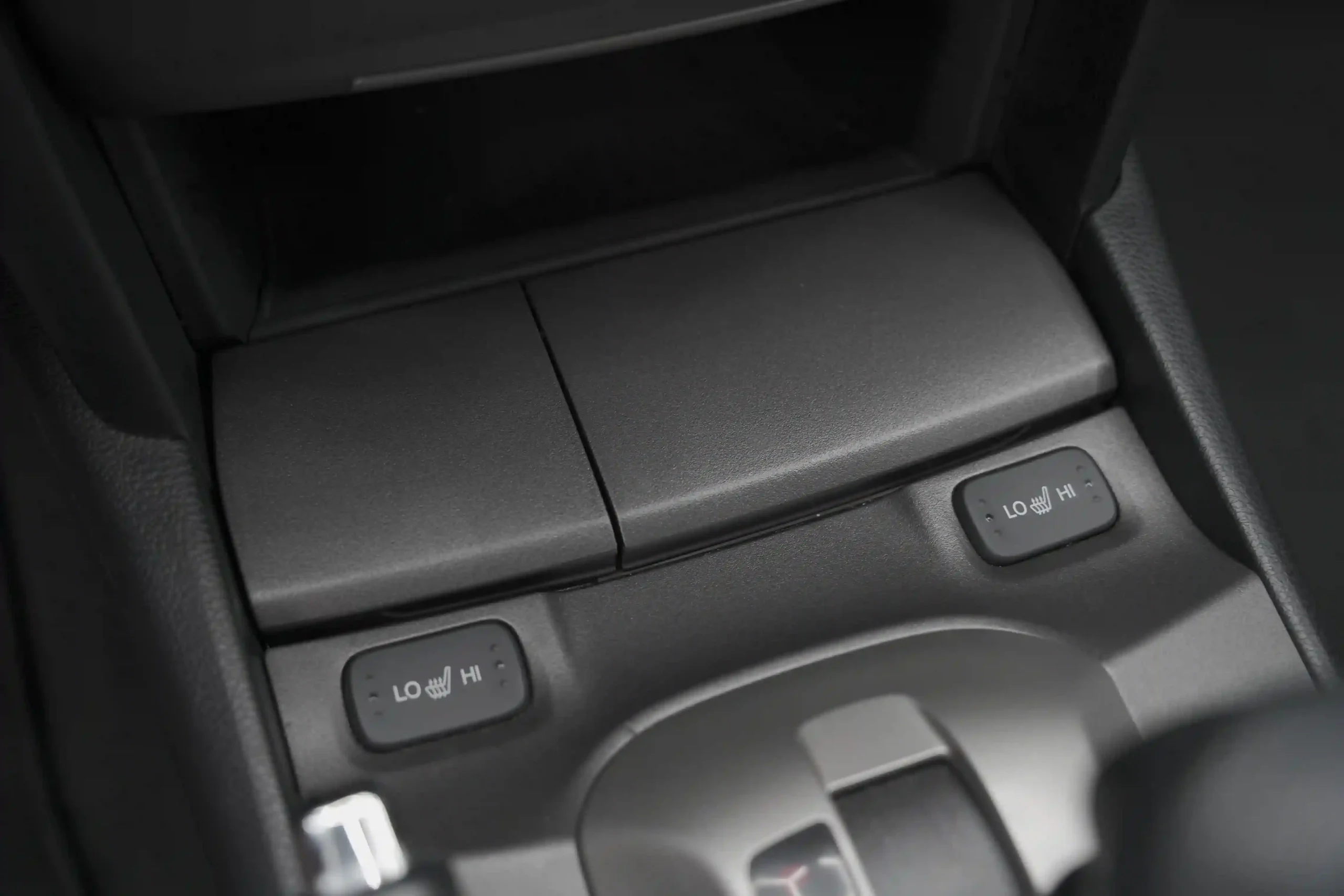 B53738C3-648A-415D-8F42-5B25C5357EA6_16_11zon