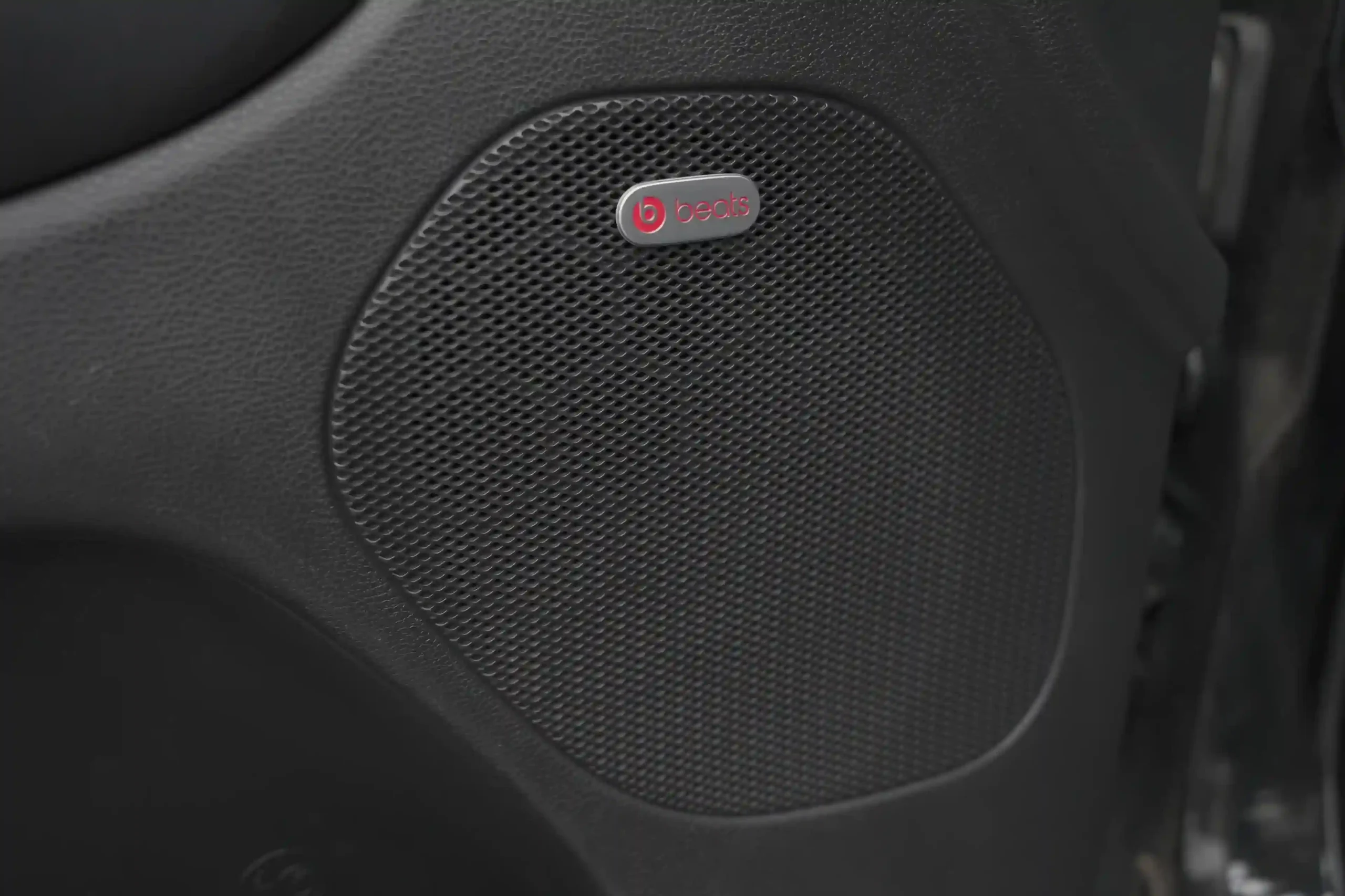 85F44A55-2F88-4F6D-9DFA-982922558736_5_11zon