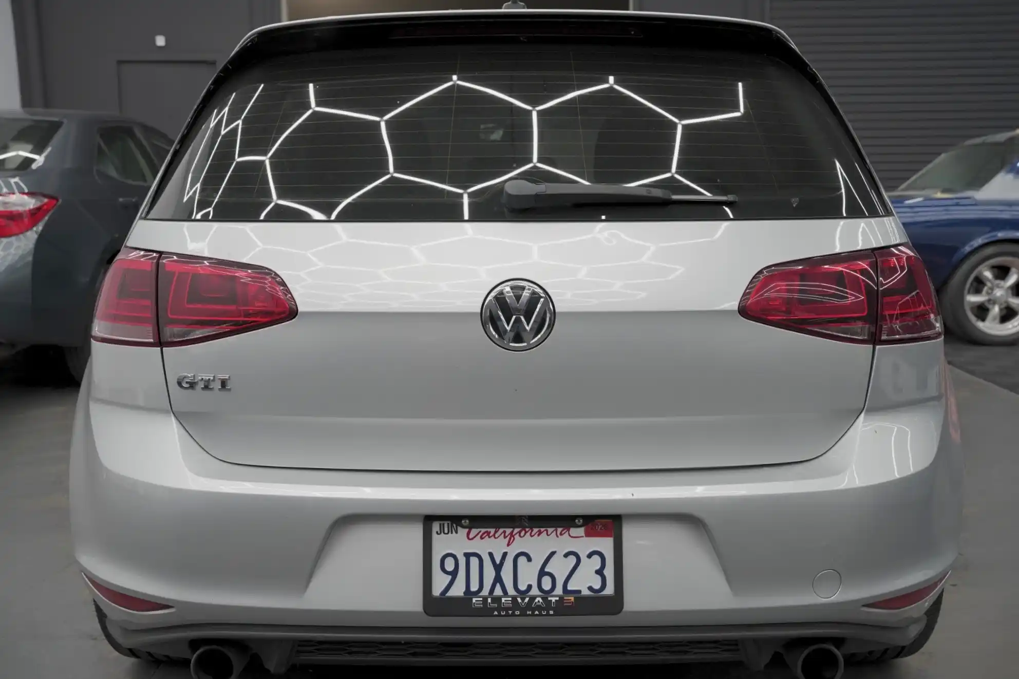 4587859E-EF14-4684-89FB-44CBD3BF2B5B_12_11zon