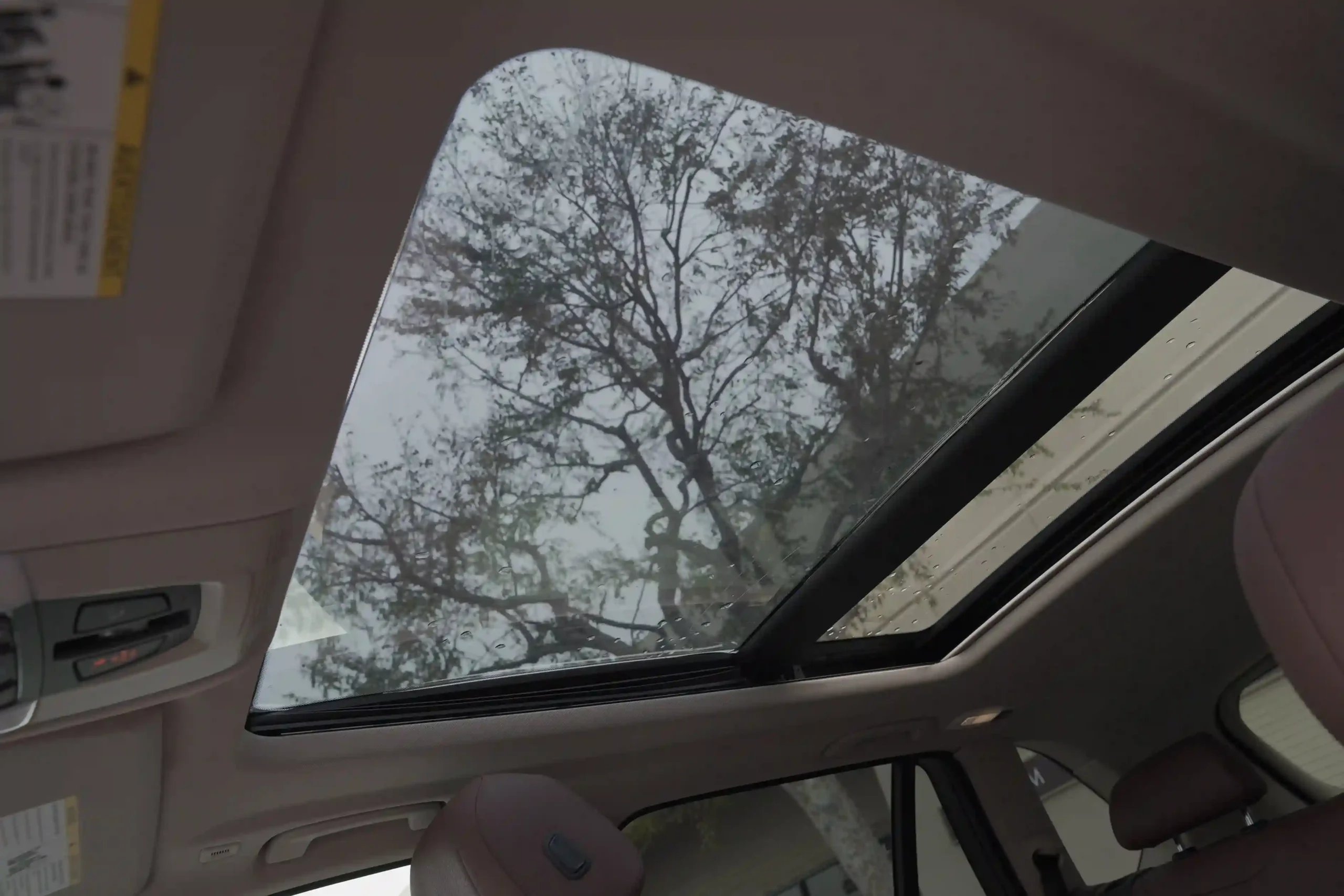 61B94678-0B5C-4BF9-8F9B-2B430D925FAD_3_11zon