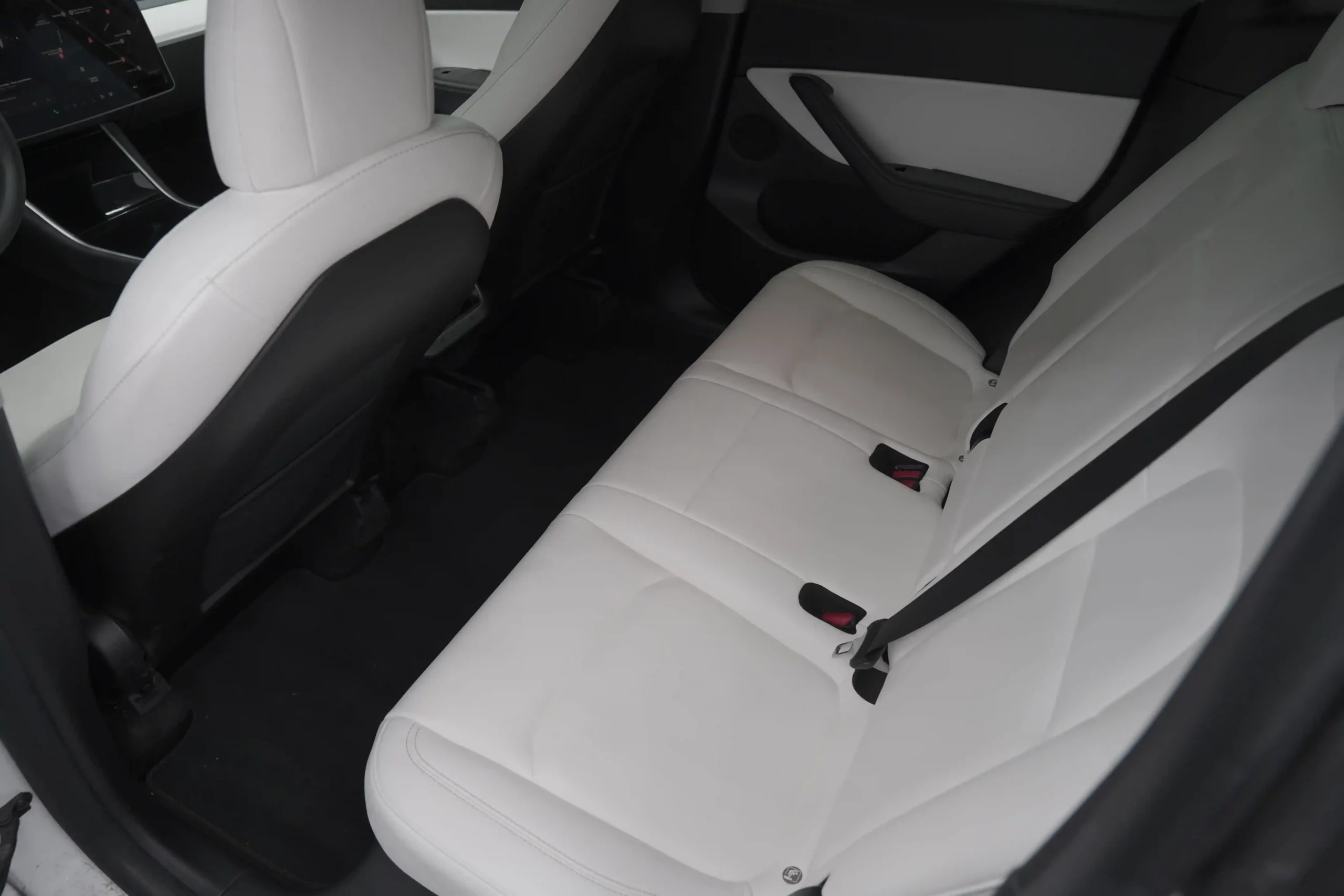 8C236A86-4877-46BC-9144-4D14D806AB7D_6_11zon