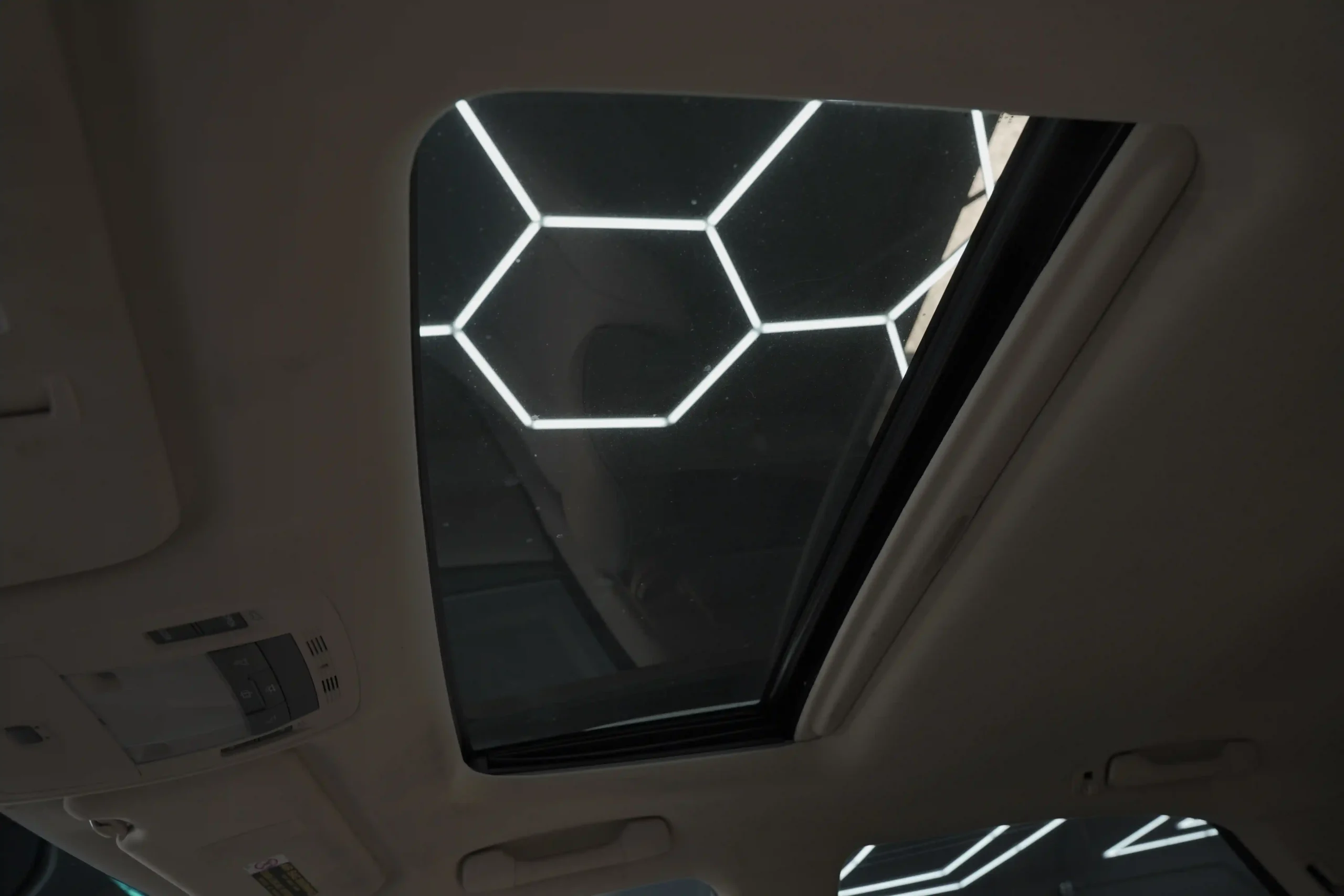 C7DC4B81-7101-44B3-8B66-3C8D377604A3_16_11zon