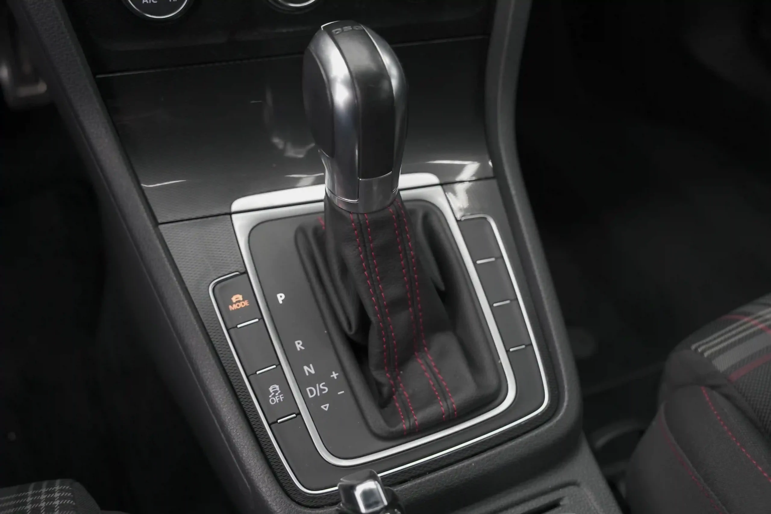 EA8AB248-9C20-489A-9D7F-3A7AFB8B6D9F_15_11zon