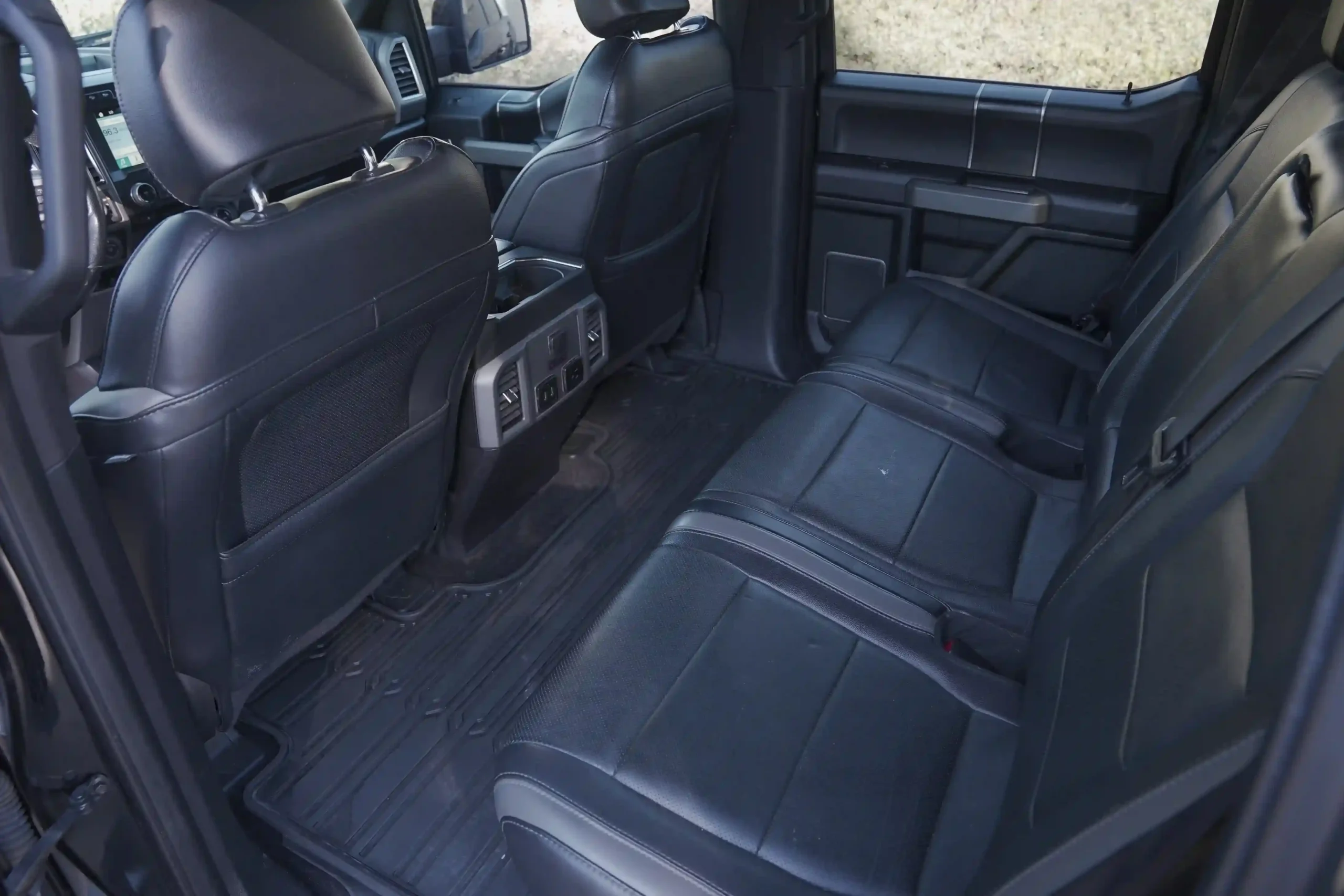 FCA658F1-BFFF-4586-830B-0CF5088C9182_16_11zon