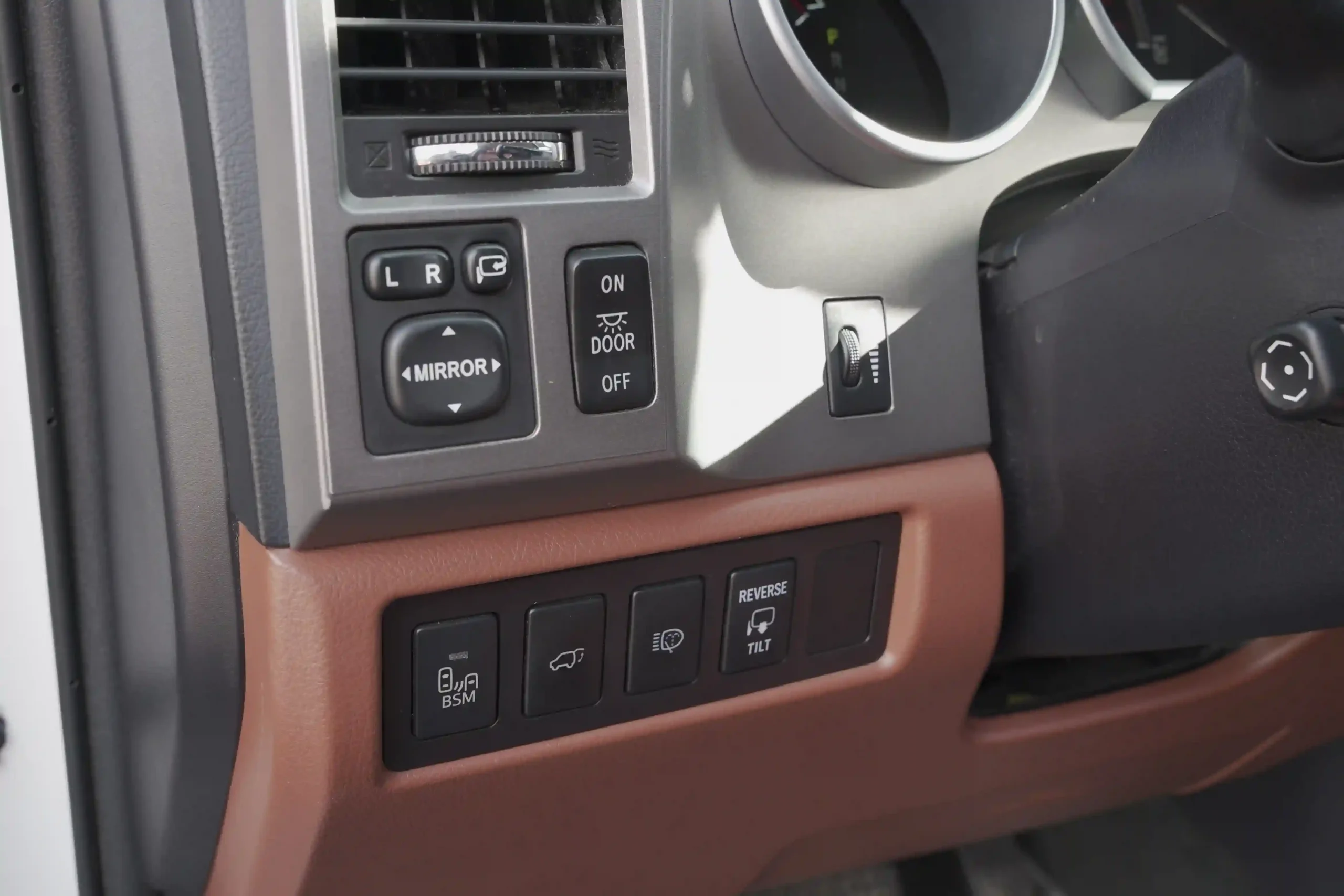 17B4BFEA-416F-42F3-928F-4351103CC4CF_7_11zon