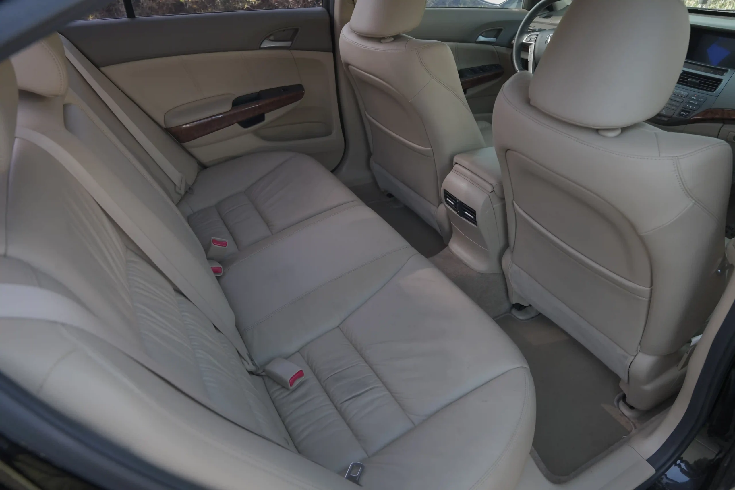 622FDDEB-42BB-47D4-BD9C-DED9B974D0EC_6_11zon