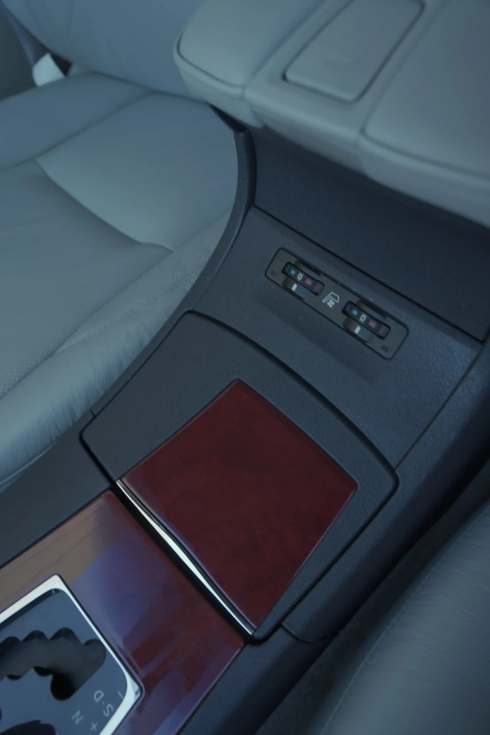 CC035C29-5236-490E-9295-3CCE684E9868_17_11zon