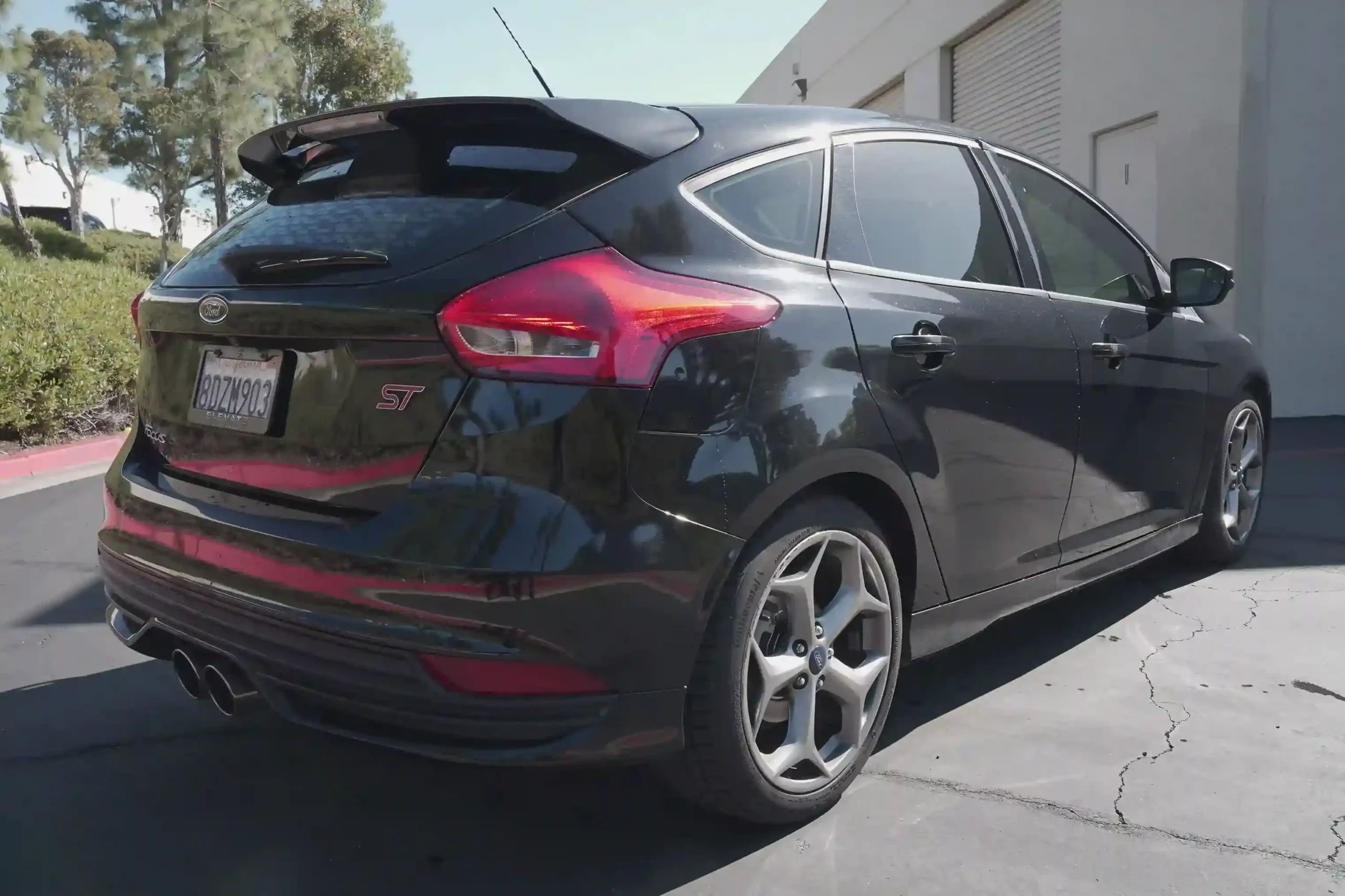 D54D7F6C-FA6A-494D-8757-B6588EC0D24F_13_11zon