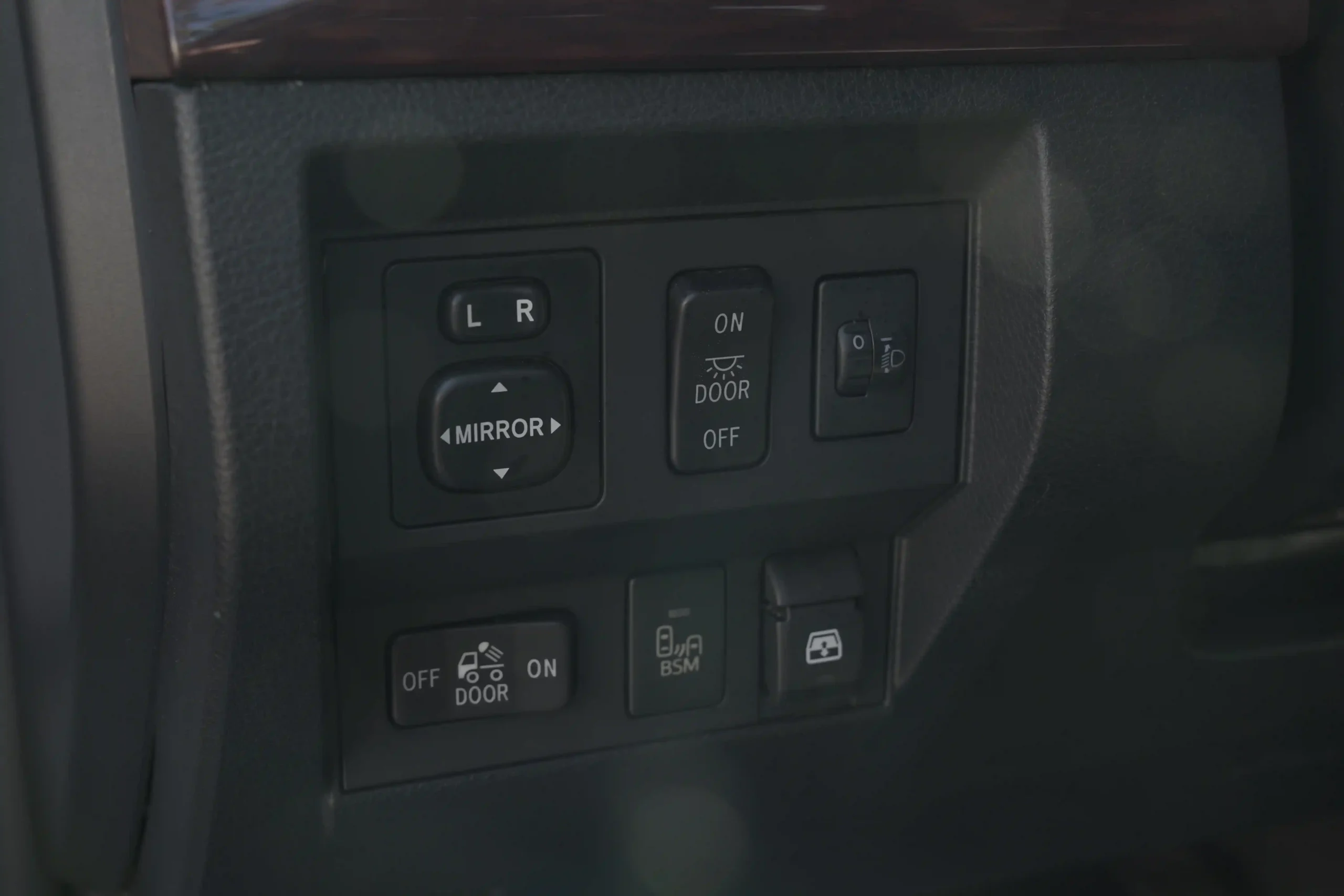 569A93B1-EBA2-4227-8F6B-B5FC0738CBE4_9_11zon