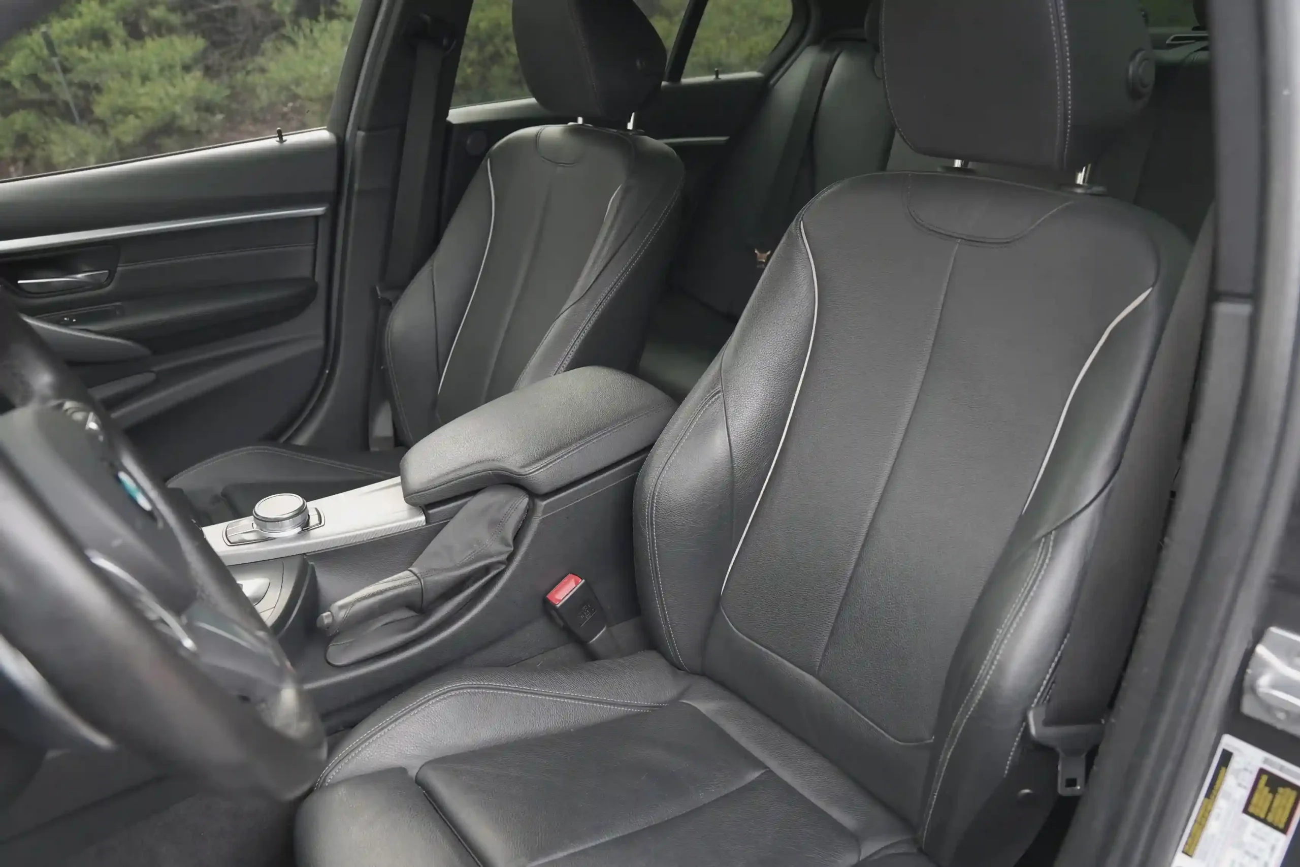 91CAA776-83EF-4C3C-A9DD-C1677D53B404_9_11zon