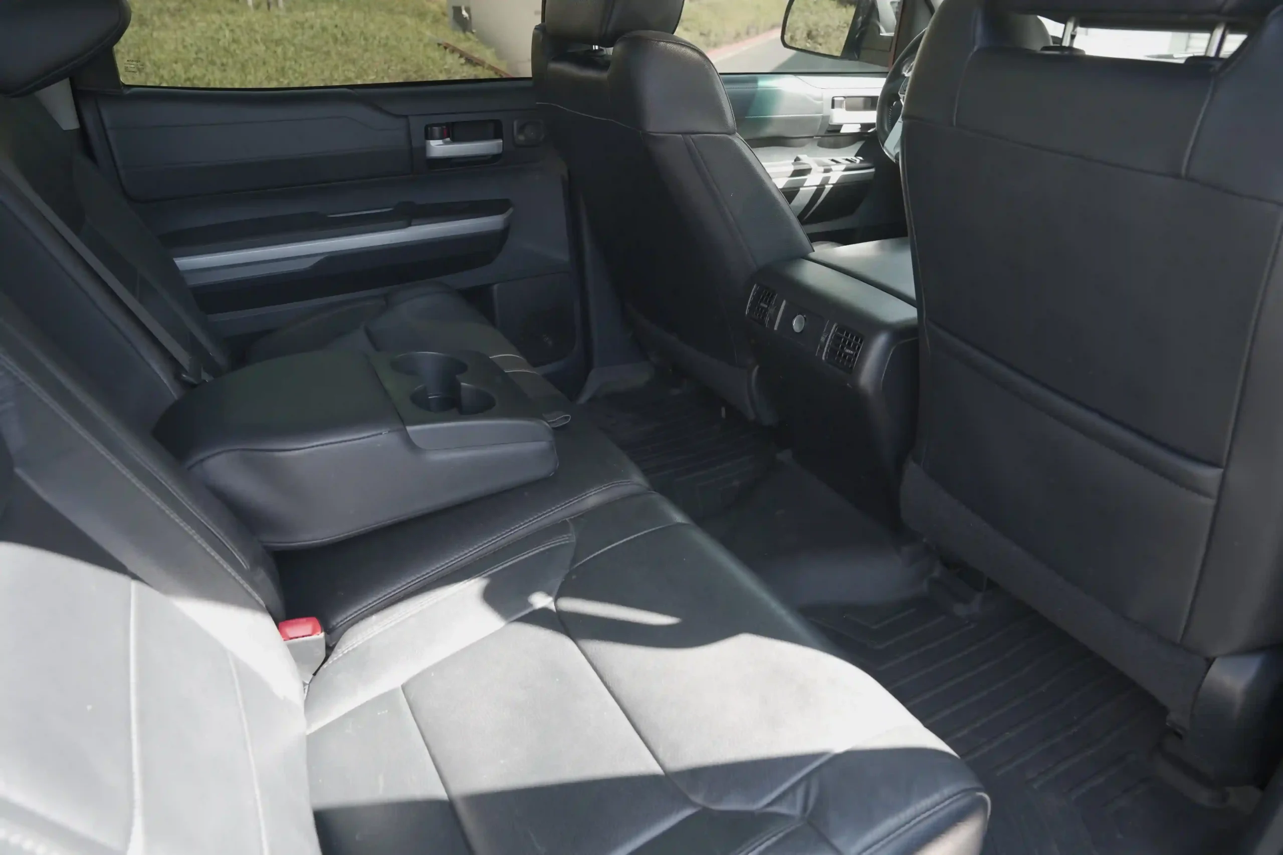 CE99DE64-FF40-4FC4-9993-D2261FAD99B6_15_11zon