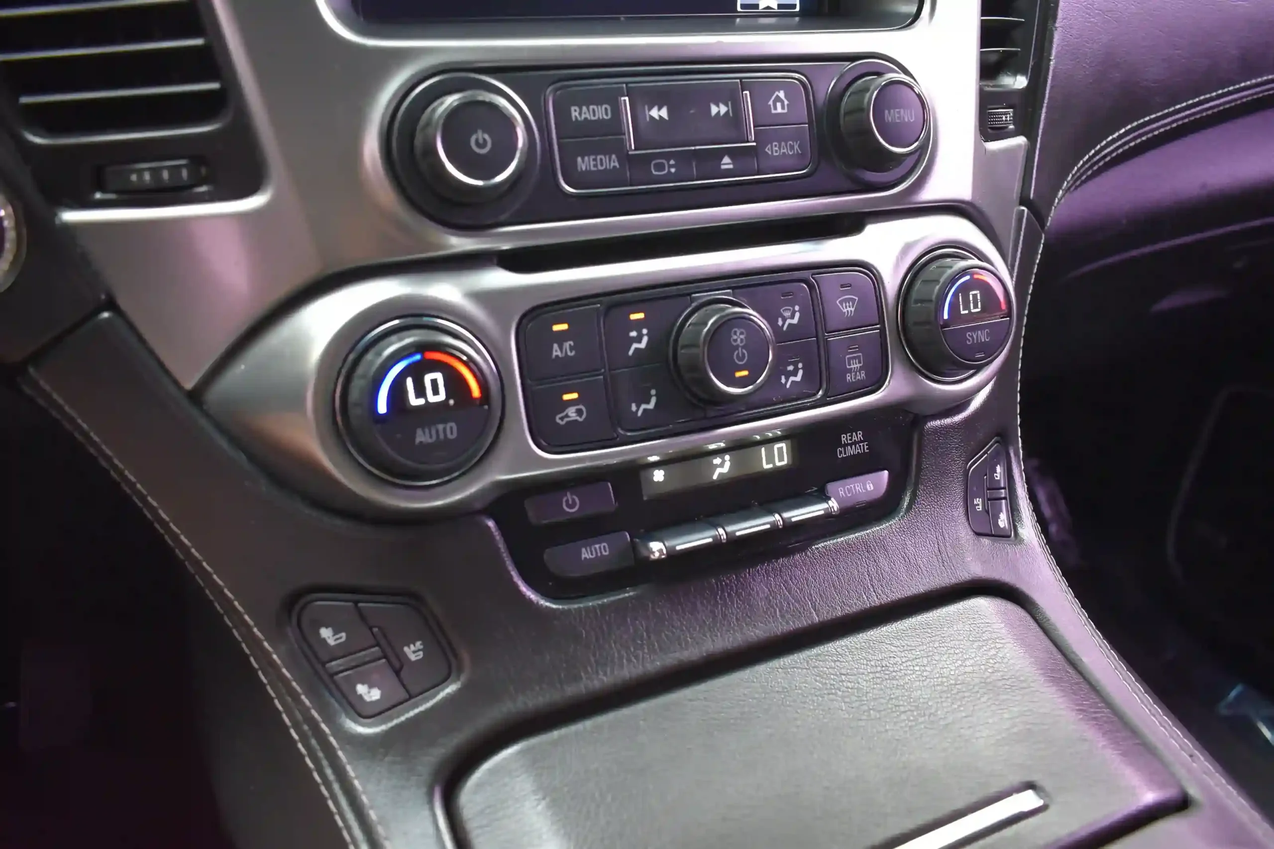 866998E9-50A1-4498-B086-E3FF4CDC7ED2_12_11zon