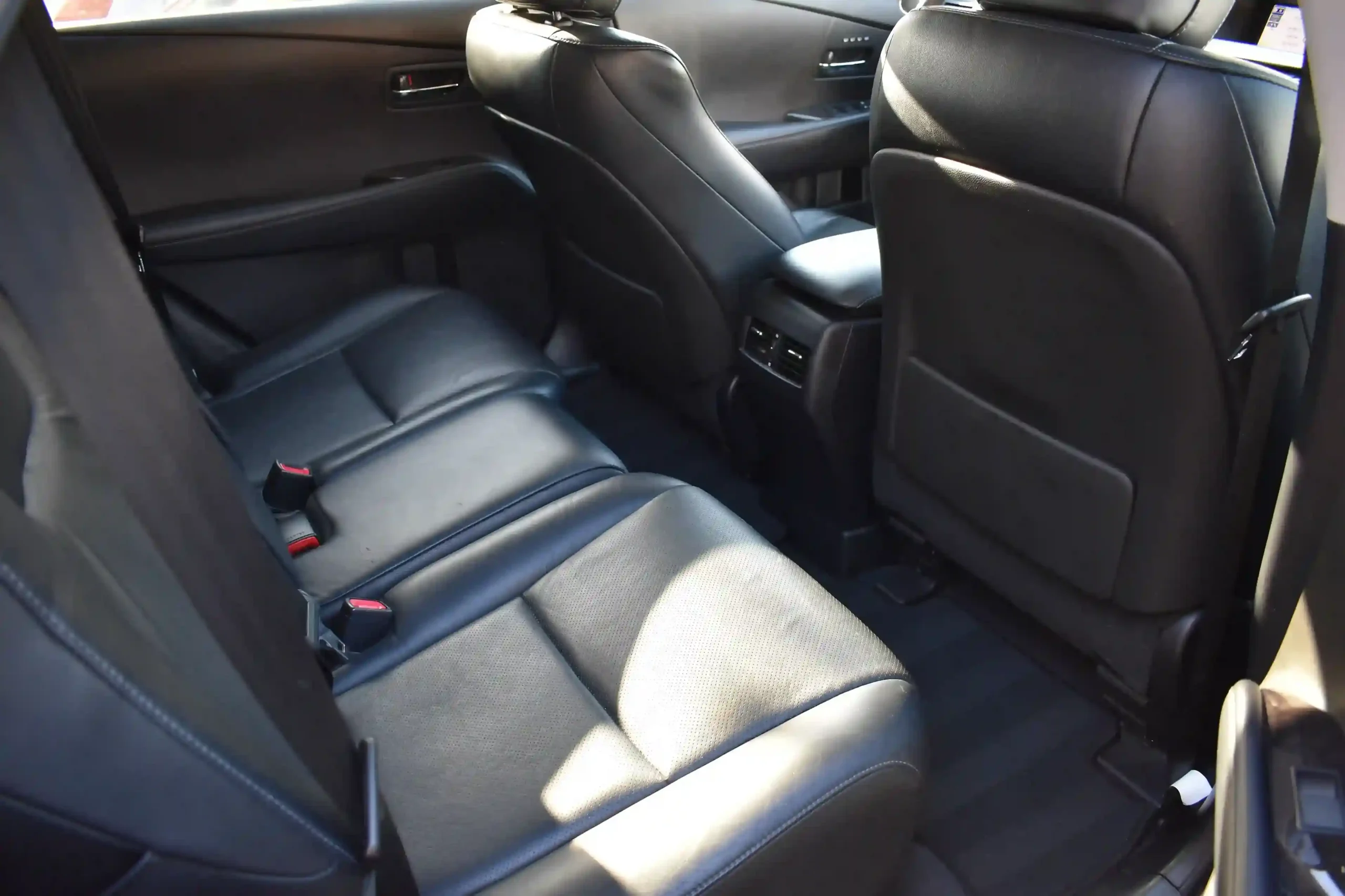 F5C6BC6F-A309-49B4-8BF1-4A5FDCE009CC_17_11zon